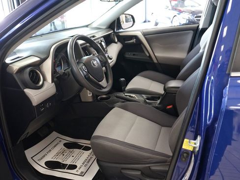 Used 2015 Toyota RAV4 XLE AWD/4WD image 24