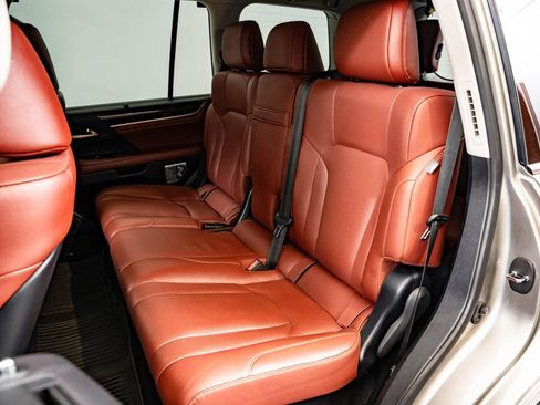 Certified 2021 Lexus LX 570 4WD w/ Luxury Package image 49