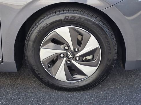Used 2019 Hyundai Ioniq SEL FWD image 10