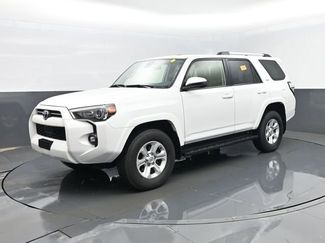 Used 2024 Toyota 4Runner SR5 video 1