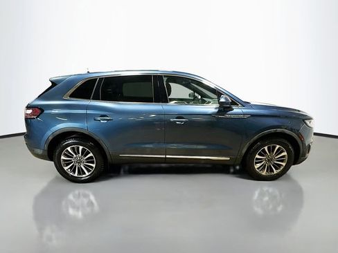 Used 2019 Lincoln Nautilus Select image 6