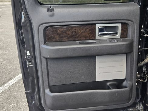 Used 2014 Ford F150 Platinum RWD image 15