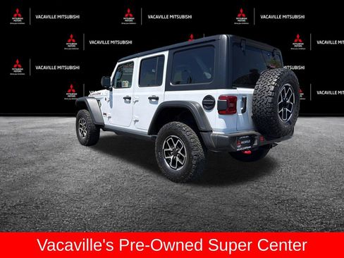 Used 2025 Jeep Wrangler Unlimited Rubicon AWD/4WD image 4