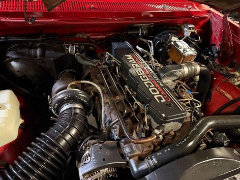 Used 1992 Dodge D/W Truck 250 image 7