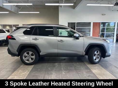 Used 2025 Toyota RAV4 XLE w/ Convenience Package AWD/4WD image 10
