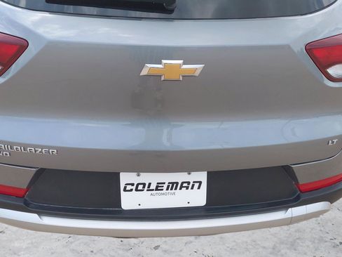 Used 2025 Chevrolet TrailBlazer LT AWD/4WD image 19
