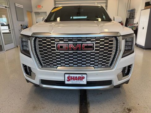 Used 2023 GMC Yukon Denali AWD/4WD image 5