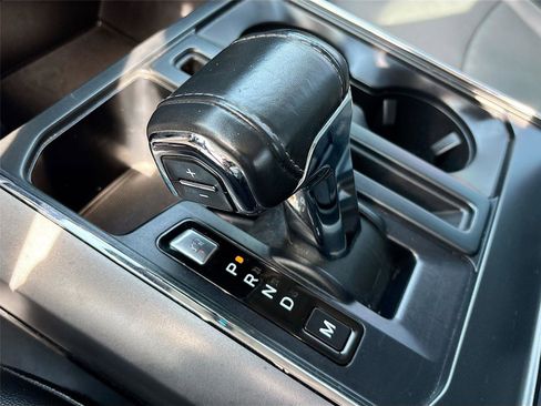 Used 2021 Ford F150 Lariat w/ Equipment Group 502A High image 18