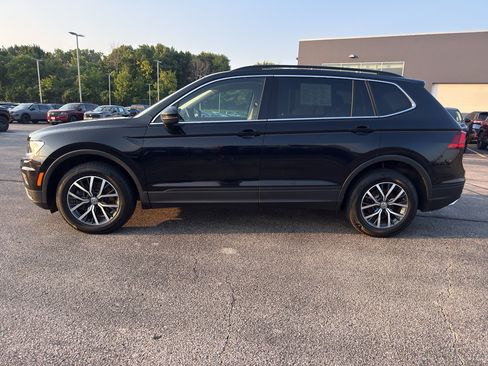 Used 2019 Volkswagen Tiguan SEL AWD/4WD image 6