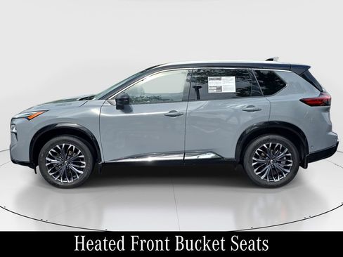 Used 2024 Nissan Rogue Platinum w/ Platinum Premium Package FWD image 8