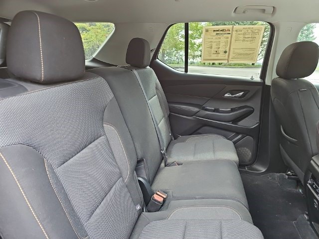 Used 2021 Chevrolet Traverse LS AWD/4WD image 13