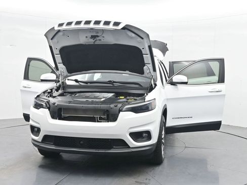 Used 2021 Jeep Cherokee Latitude Lux AWD/4WD image 29