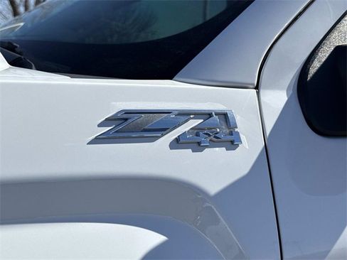 Used 2018 GMC Sierra 1500 SLT w/ Texas SLT Premium Package image 11