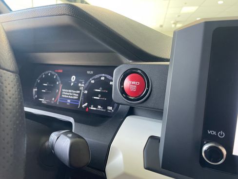 Used 2024 Toyota Tacoma TRD Off-Road AWD/4WD image 30