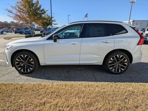 New 2026 Volvo XC60 B5 Ultra w/ Protection Package Premier image 7