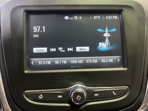 Certified 2018 Chevrolet Equinox LT FWD image 18
