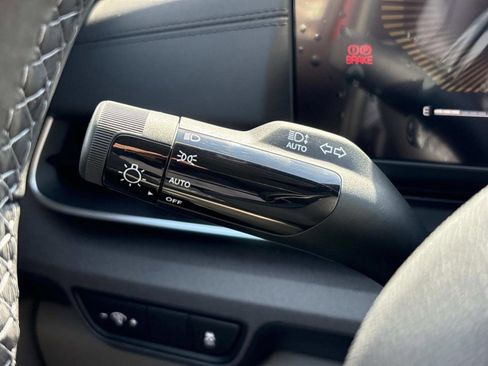 New 2026 Kia Carnival EX image 26