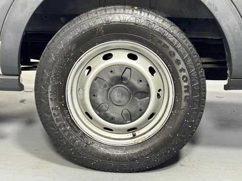 Used 2018 Ford Transit 150 XL image 30