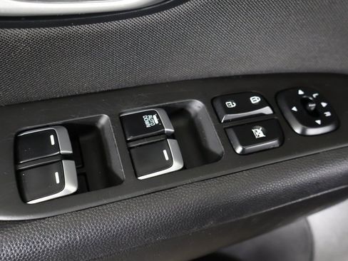 Used 2018 Kia Soul image 30