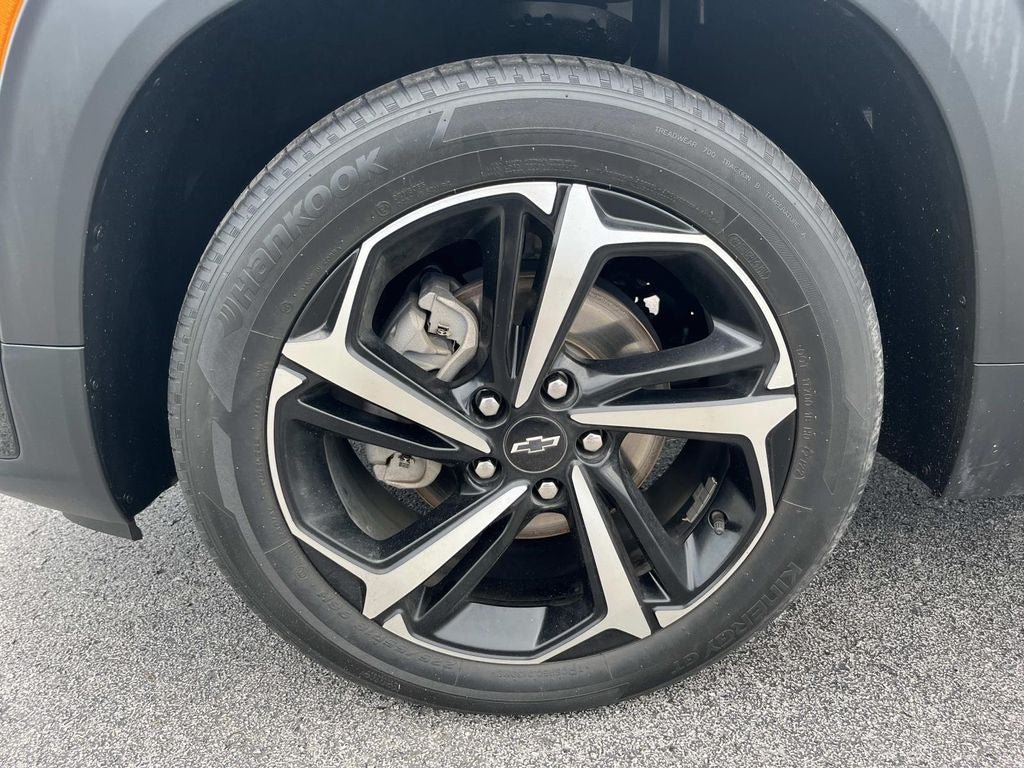 Used 2022 Chevrolet TrailBlazer RS w/ Sun and Liftgate Package FWD image 10