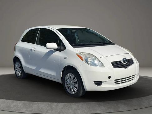 Used 2008 Toyota Yaris S FWD image 3