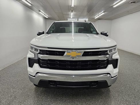 Used 2026 Chevrolet Silverado 1500 LT AWD/4WD image 2