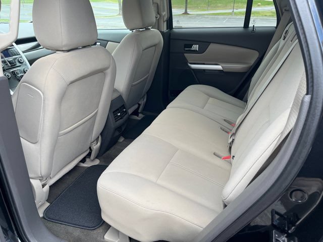 Used 2013 Ford Edge SE FWD image 21