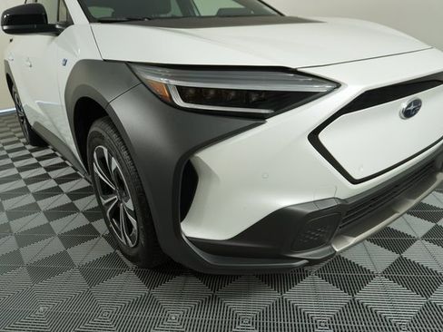 Used 2024 Subaru Solterra Premium w/ Premium Package image 9