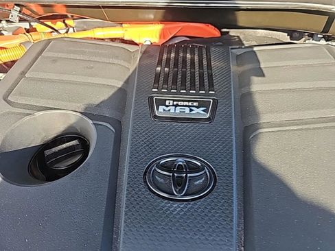 Used 2024 Toyota Tundra Platinum image 10