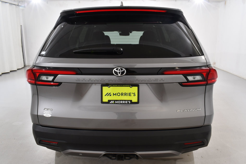 Used 2026 Toyota Grand Highlander AWD image 13