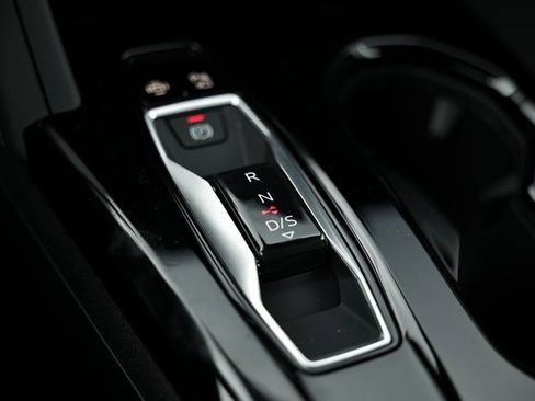 New 2025 Audi Q5 Prestige image 21