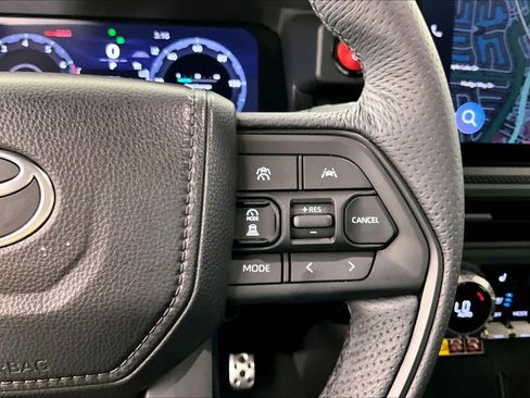 Used 2025 Toyota Tacoma TRD Pro AWD/4WD image 24