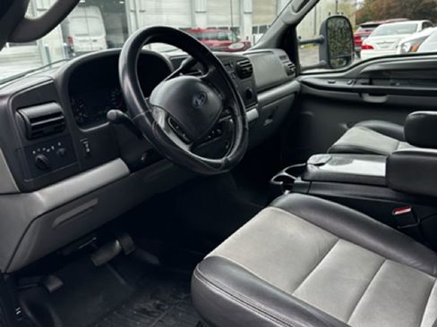 Used 2007 Ford F350 XLT image 12