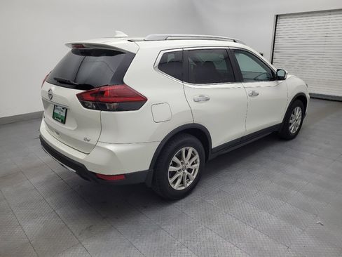 Used 2018 Nissan Rogue SV FWD image 10