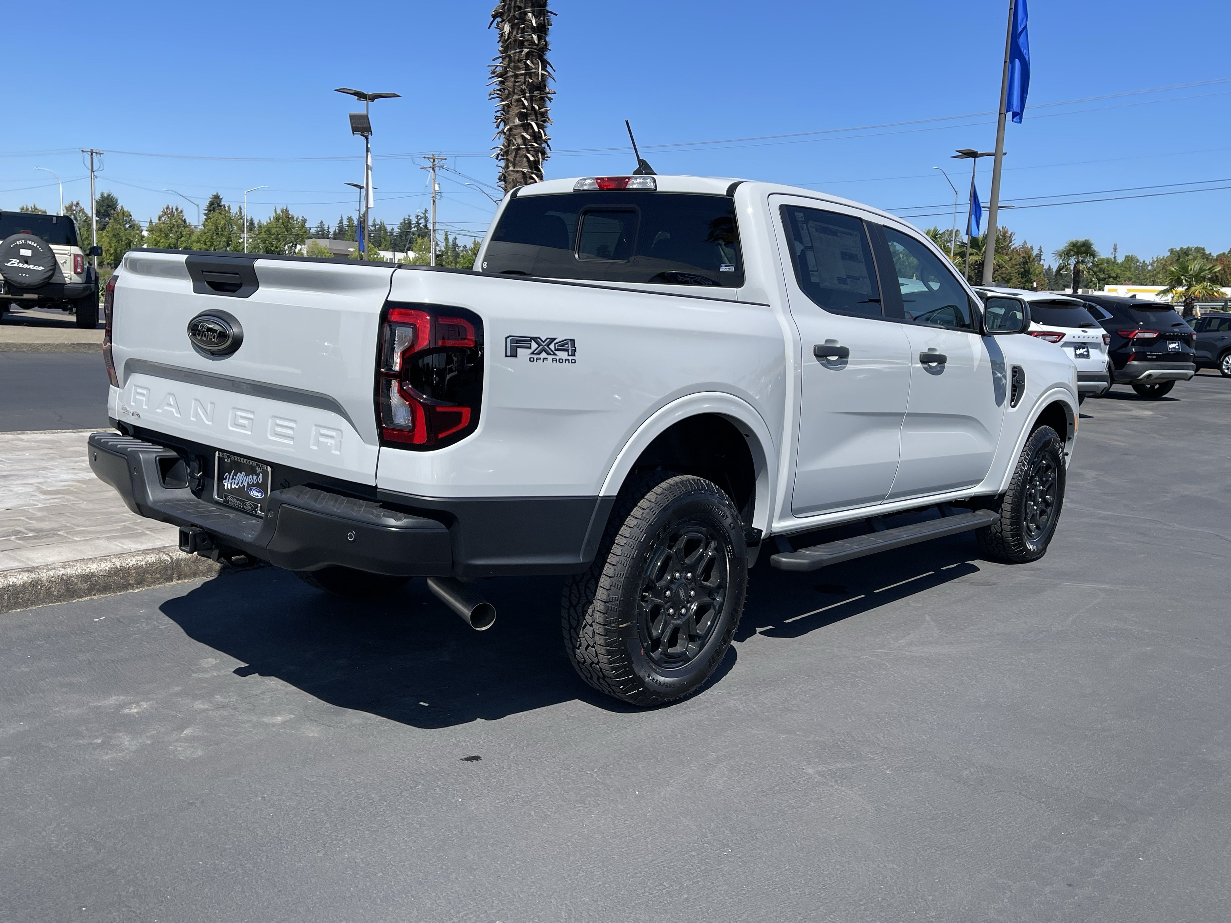 New 2026 Ford Ranger XLT w/ Equipment Group 301A High AWD/4WD image 3