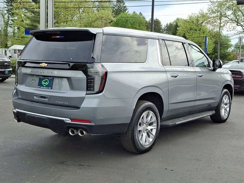 Certified 2025 Chevrolet Suburban Premier w/ Sun And Tow Package AWD/4WD image 25