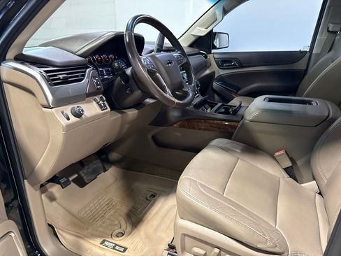 Used 2015 Chevrolet Tahoe LTZ RWD image 26