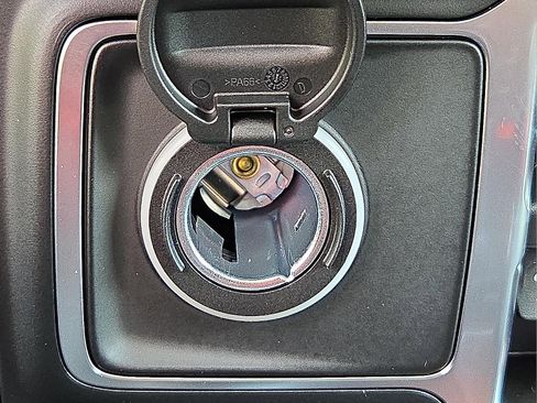 New 2025 Jeep Gladiator Sport image 19