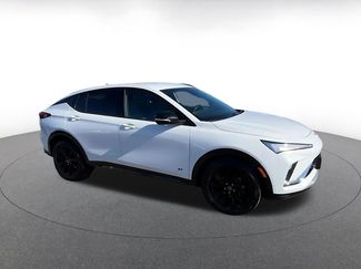 Used 2025 Buick Envista Sport Touring video 2