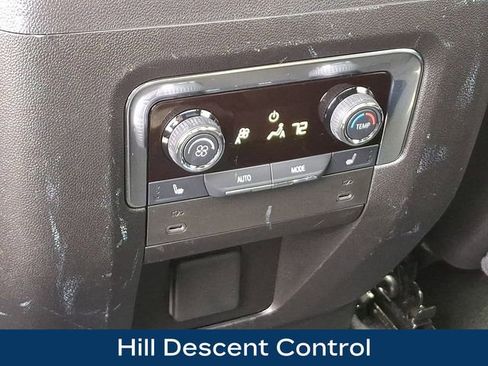 Used 2025 Chevrolet Tahoe High Country image 22