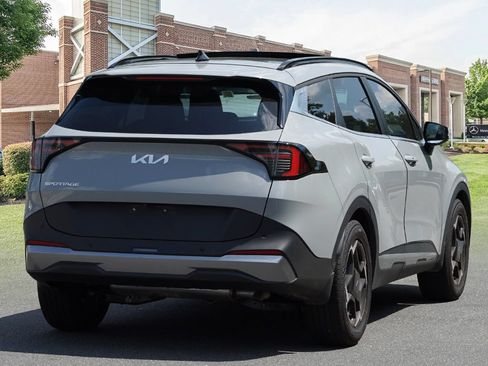 Used 2026 Kia Sportage EX w/ EX Panorama Roof Package FWD image 6