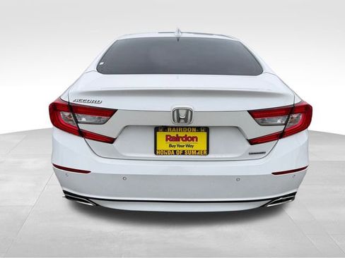 Used 2018 Honda Accord Touring image 9