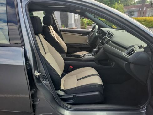 Used 2019 Honda Civic EX image 29