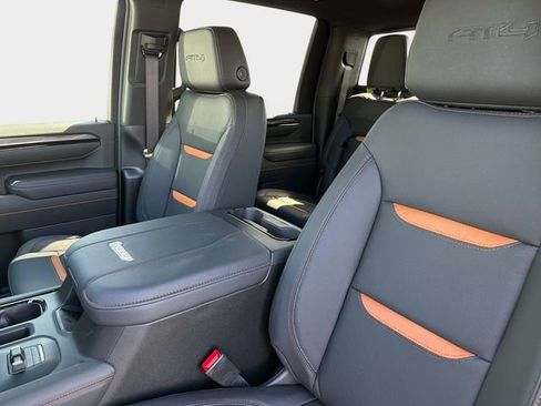 New 2026 GMC Sierra 2500 AT4 w/ AT4 Premium Plus Package image 20