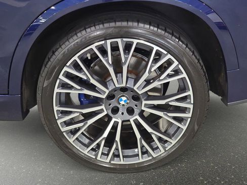 Certified 2024 BMW X5 xDrive40i w/ M Sport Package AWD/4WD image 27