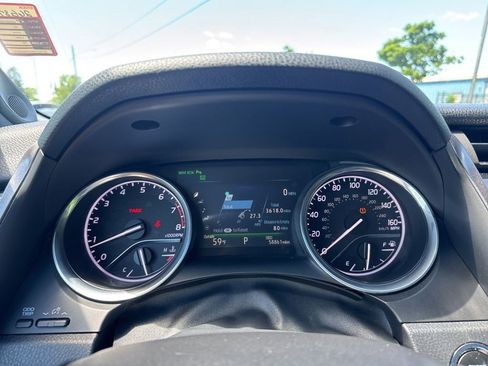 Used 2018 Toyota Camry XLE w/ Audio Package FWD image 27