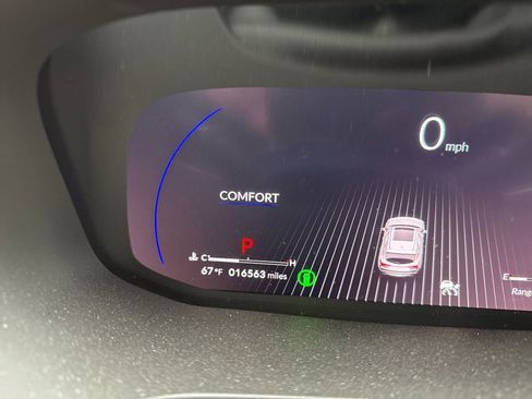Used 2024 Acura MDX SH-AWD w/ Advance Package image 8