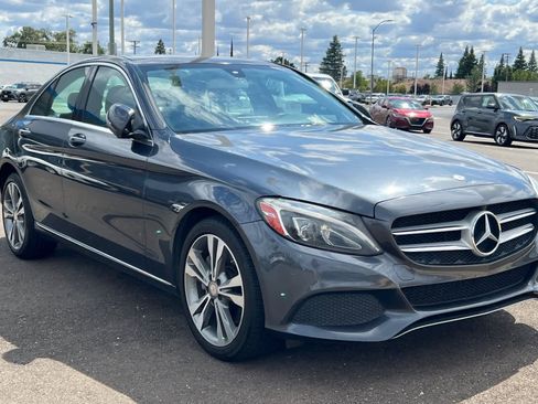 Used 2016 Mercedes-Benz C 300 4MATIC Sedan image 3