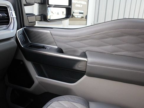 Used 2026 Ford F350 Platinum w/ Platinum Plus Package AWD/4WD image 22