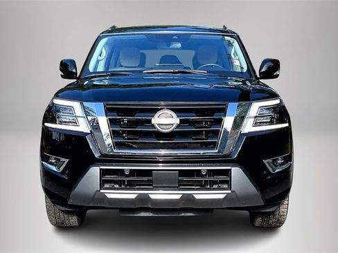 Used 2022 Nissan Armada SV w/ SV Appearance Package image 3